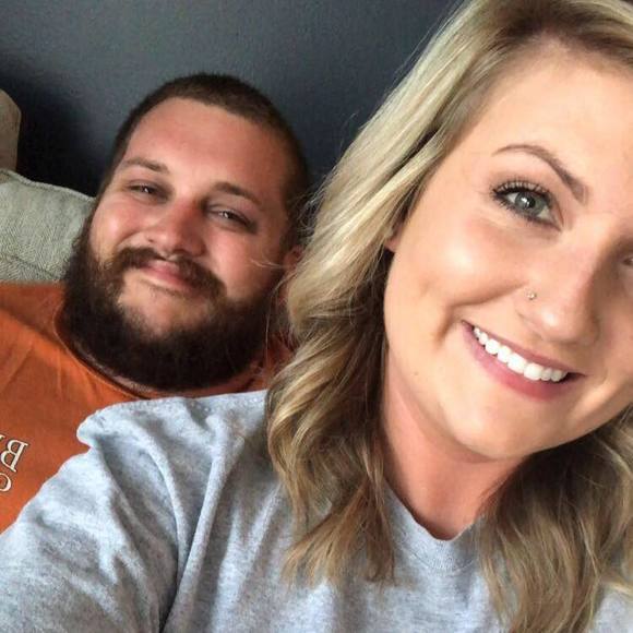 Meet your Posher, Amanda - Picture 1 of 1